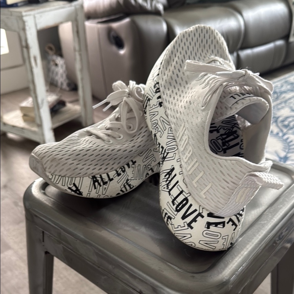 No Bull Sneakers